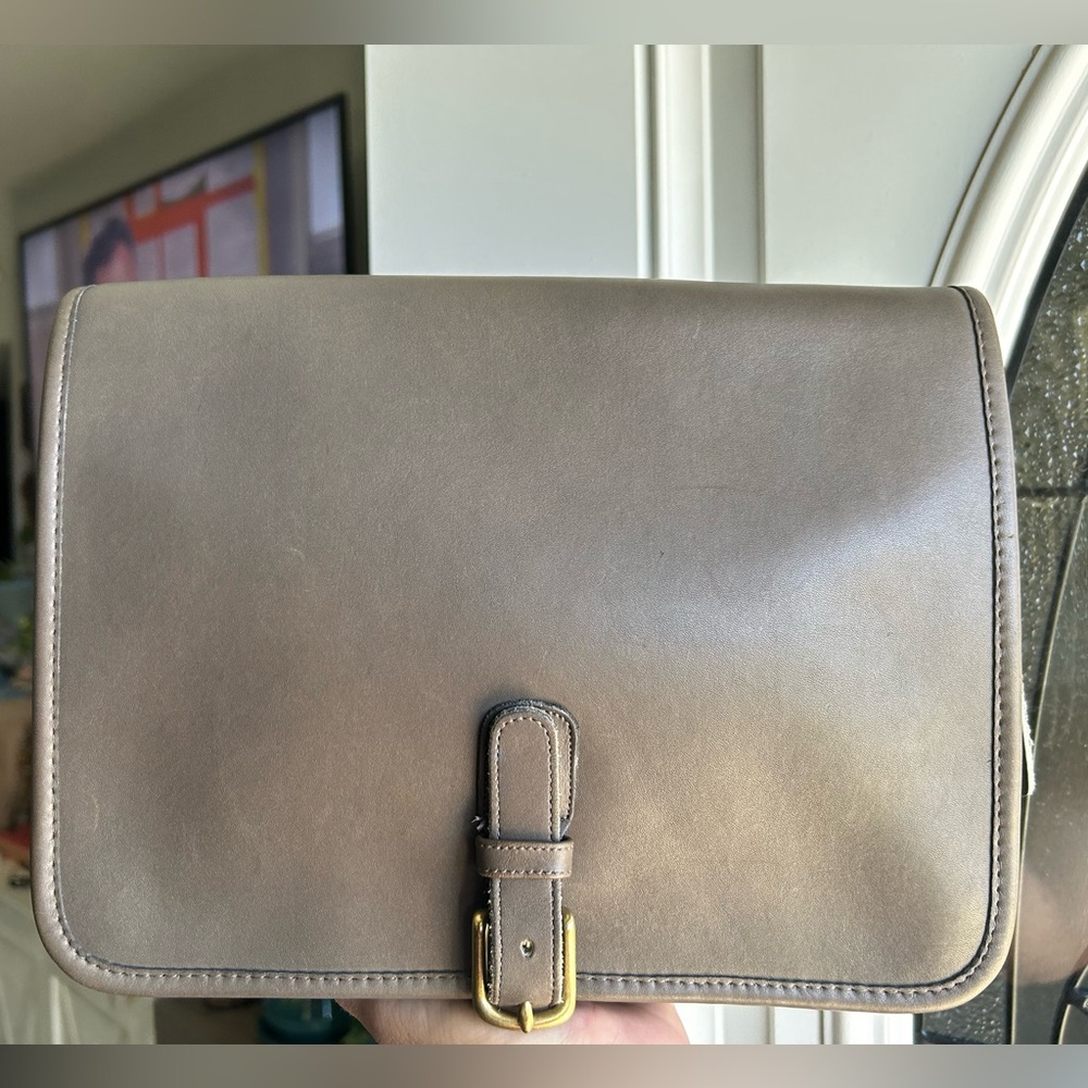 Vintage Coach NYC Saddle Pouch #9585